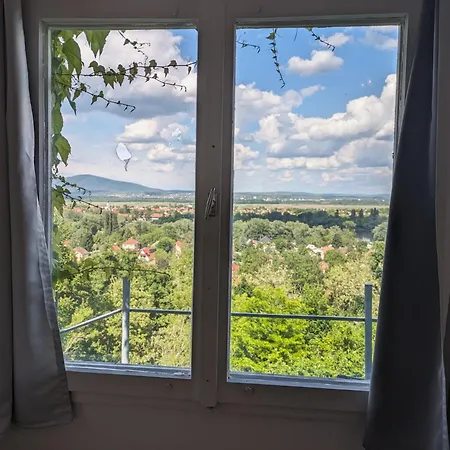 Semesterbostad Dunai Panoráma Kisház