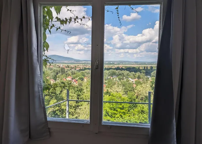 Holiday home Dunai Panorama Kishaz